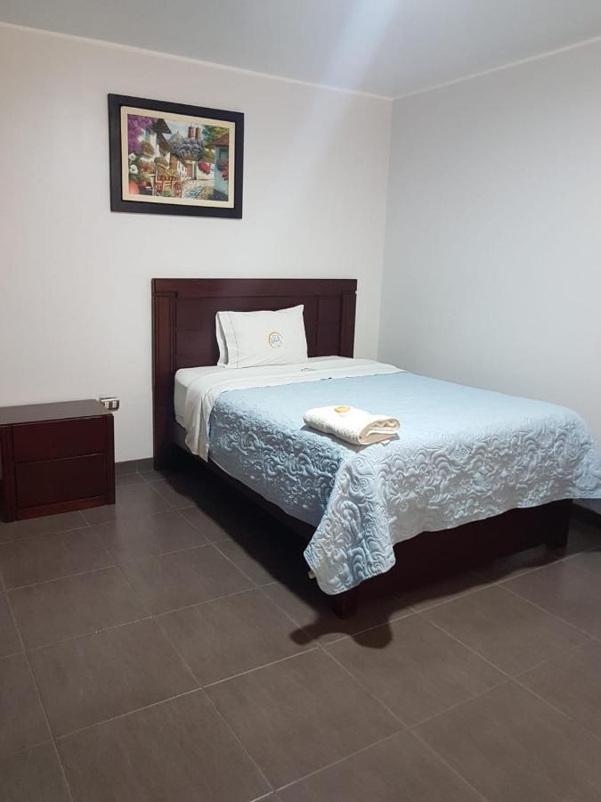 Hostal Luz De Luna Atico Zewnętrze zdjęcie